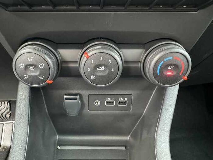Mitsubishi Colt 1.0 BASIS Carplay