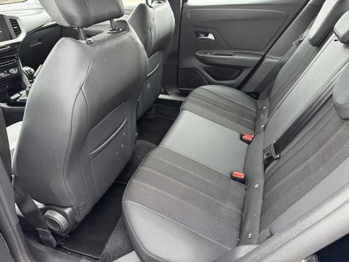 Opel Mokka 1.2 Business Elegance Navi Carplay Kamera