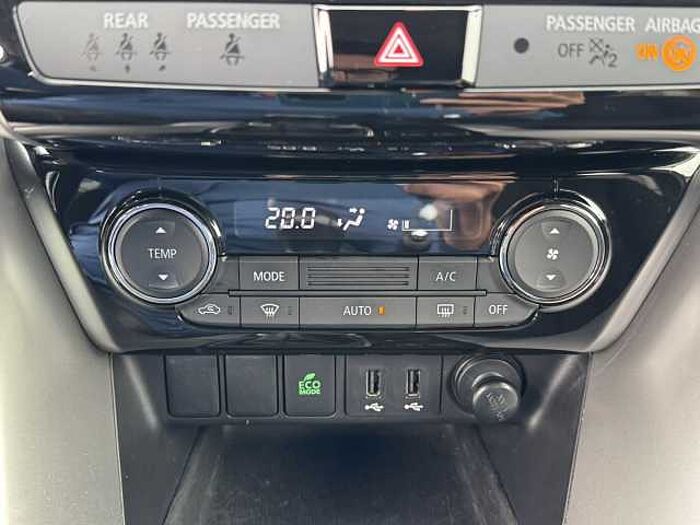 Mitsubishi Eclipse Cross 1.5 T-MIVEC Diamant Edition Allwetter Carplay