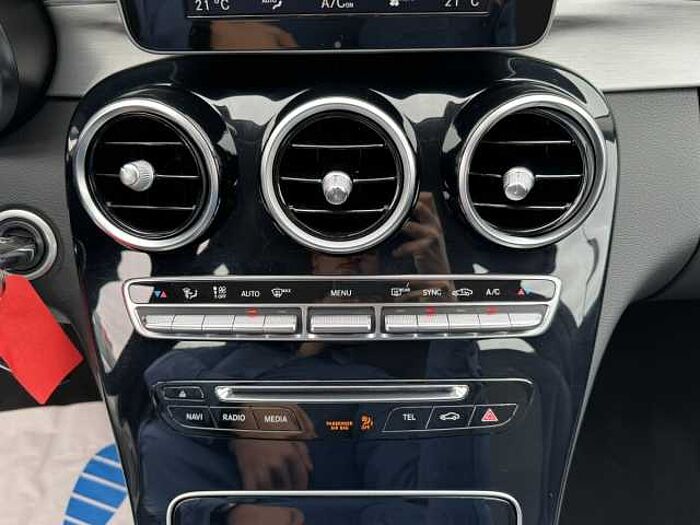 Mercedes-Benz C 180 T 7G-TRONIC Avantgarde LED ACC NAVI