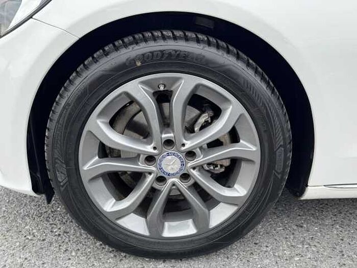 Mercedes-Benz C 180 T 7G-TRONIC Avantgarde LED ACC NAVI