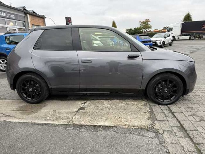 Honda e Advance Paket