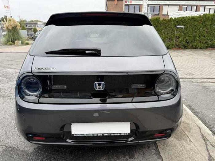 Honda e Advance Paket