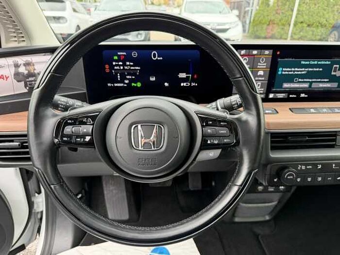 Honda e Advance 17'