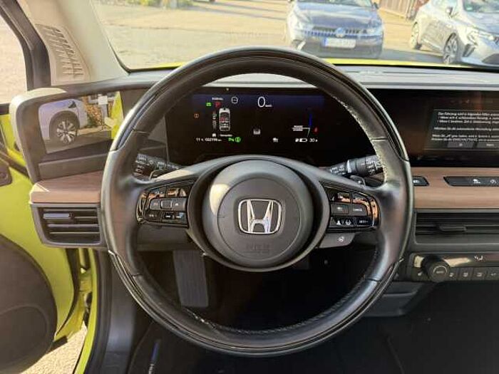 Honda e Advance 16'
