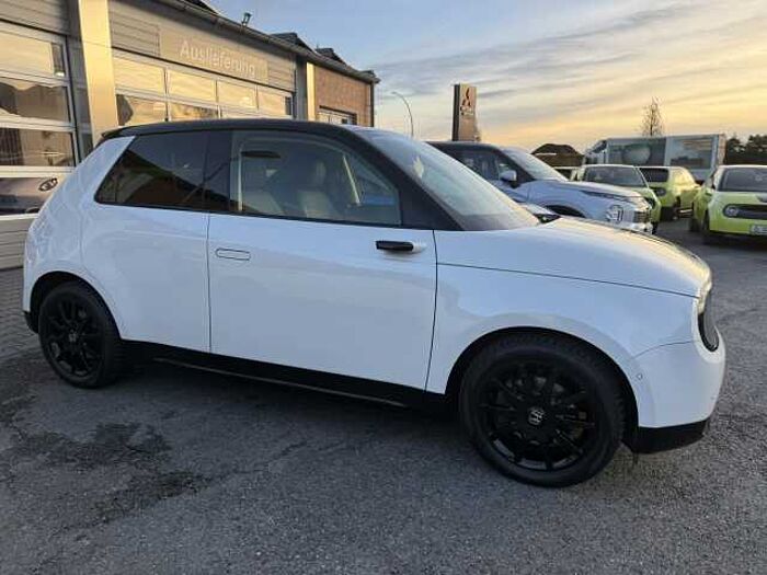 Honda e Advance 16' Allwetter