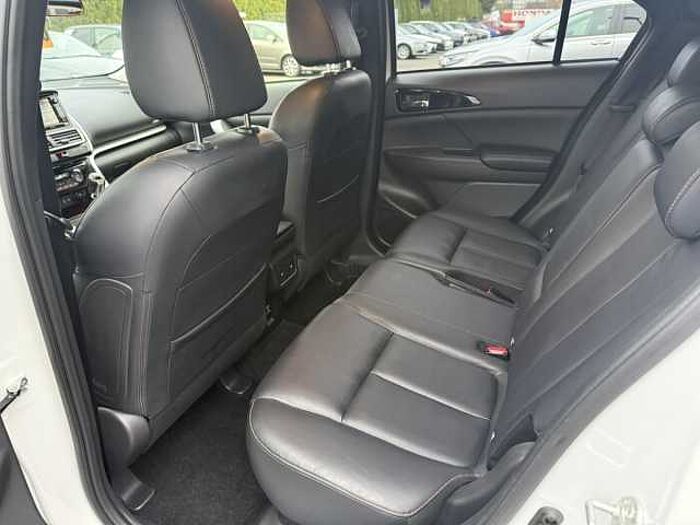 Mitsubishi Eclipse Cross 1.5 T-MIVEC ClearTec Top