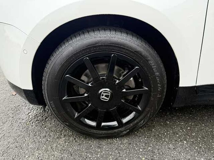 Honda e Advance Paket