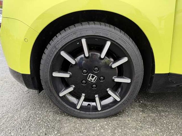 Honda e Advance Paket 17'