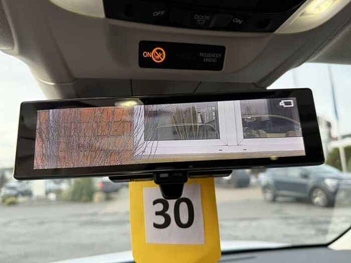 Honda e Advance Paket 17' *Mittelarmlehne*