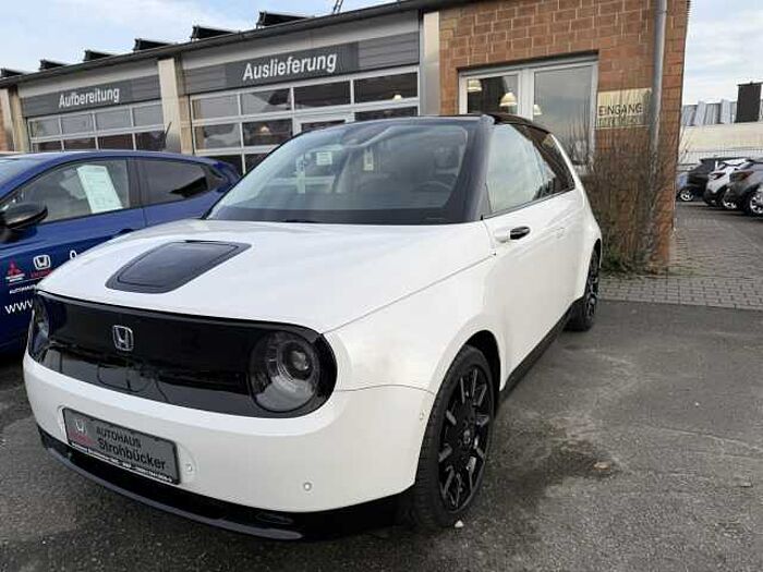 Honda e Advance Paket 17' *Mittelarmlehne*