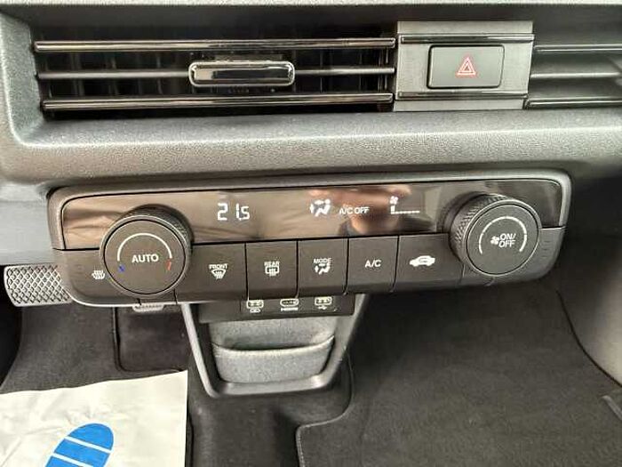 Honda e Advance Paket 17' *Mittelarmlehne*