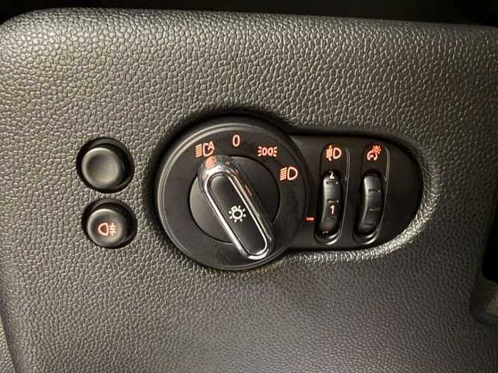 MINI ONE Classic Trim PDC*LED*Allwetter