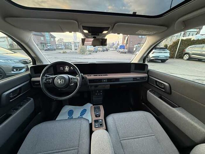 Honda e Advance Paket Mittelarmlehne