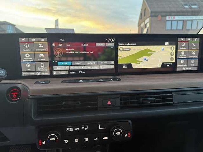 Honda e Advance Paket Mittelarmlehne