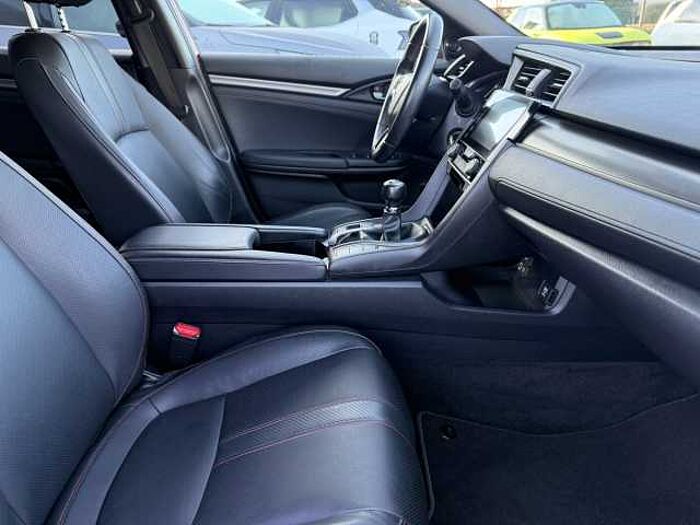 Honda Civic 1.0 i-VTEC Turbo Dynamic Limited Edition