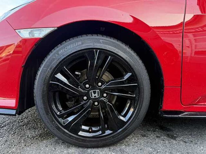 Honda Civic 1.0 i-VTEC Turbo Dynamic Limited Edition