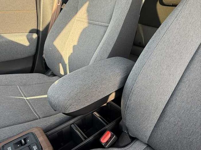 Honda e Advance 16 Zoll'*Mittelarmlehne