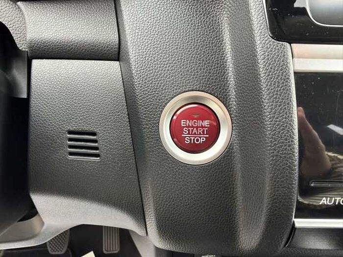 Honda Jazz 1.3 i-VTEC CVT Elegance