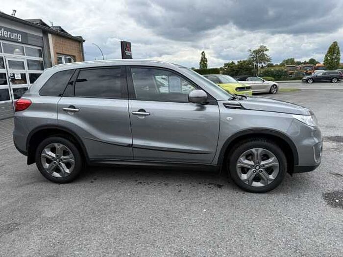 Suzuki Vitara 1.6 (4x2) Comfort Kamera*Navi*