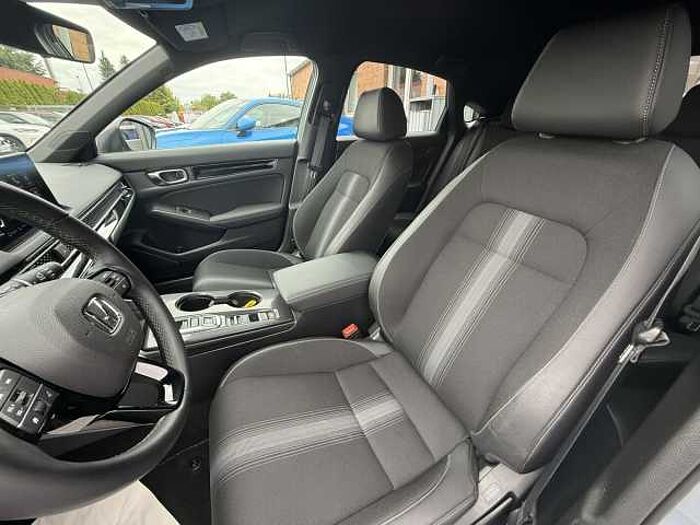 Honda Civic e: HEV 2.0 i-MMD Hybrid Sport