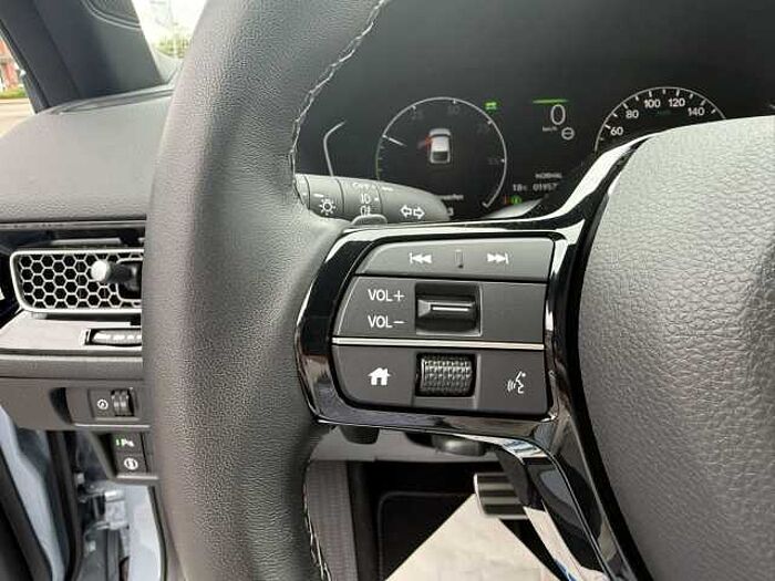 Honda Civic e: HEV 2.0 i-MMD Hybrid Sport
