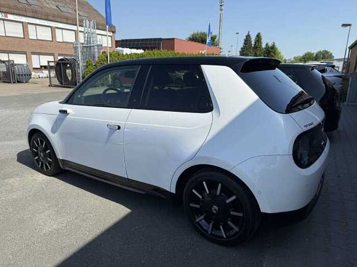 Honda e Advance Paket 17'