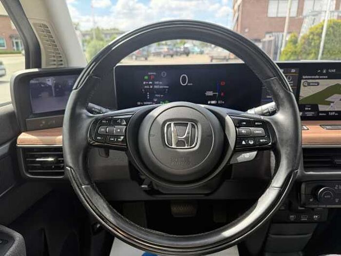 Honda e Advance 17'