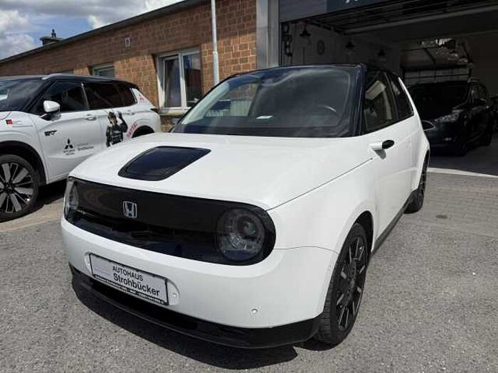 Honda e Advance 17'