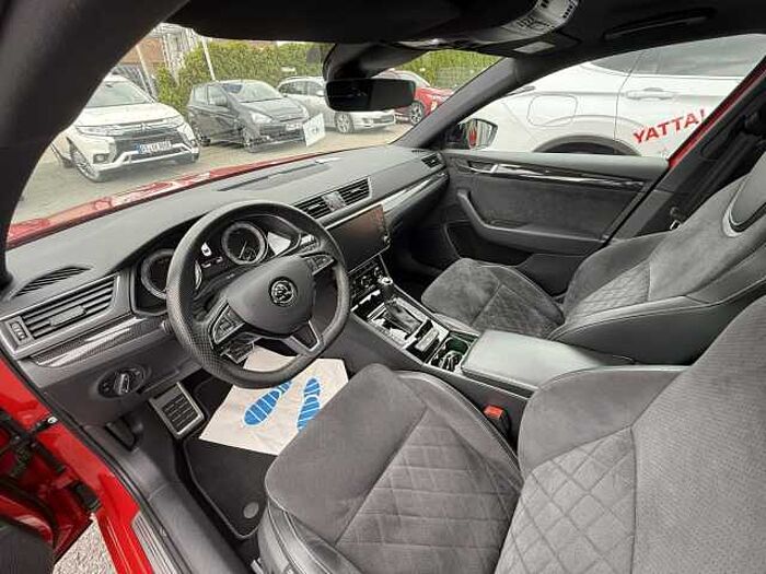 SKODA Superb 2.0 TSI DSG SportLine *Standheizung*Panorama*