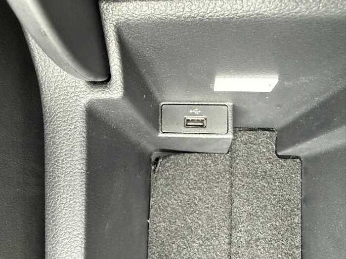 SKODA Superb 2.0 TSI DSG SportLine *Standheizung*Panorama*