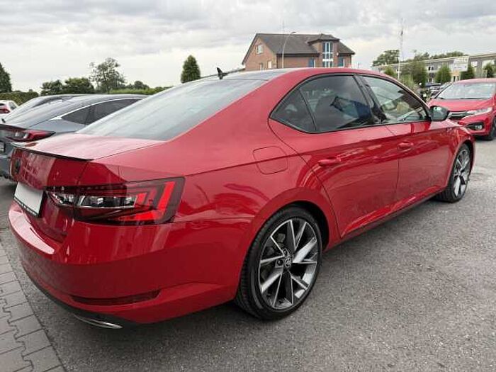 SKODA Superb 2.0 TSI DSG SportLine *Standheizung*Panorama*