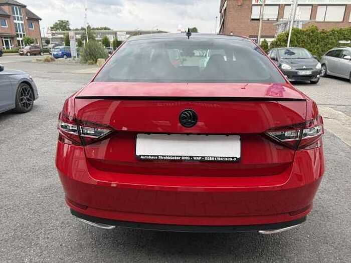 SKODA Superb 2.0 TSI DSG SportLine *Standheizung*Panorama*