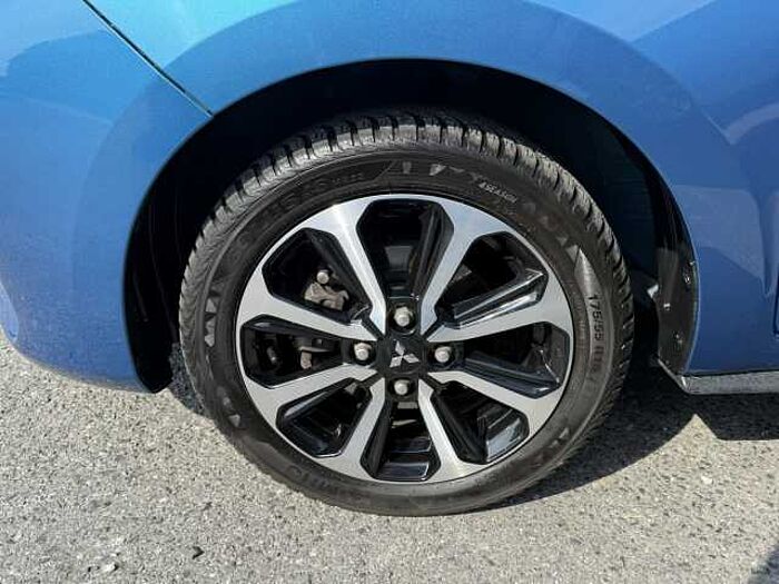 Mitsubishi Space Star AS&G 1.2 CVT Select+ Kamera*Allwetter*